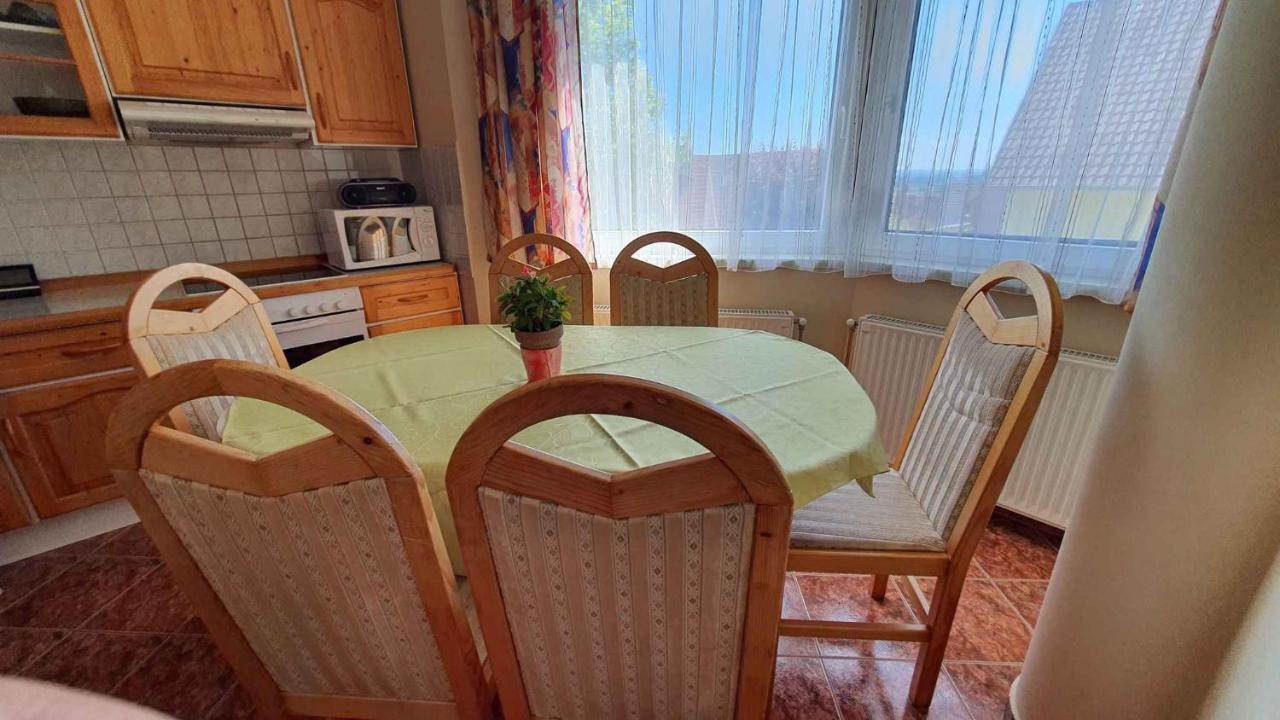 Apartment In Fonyod/Balaton 18580 Esterno foto